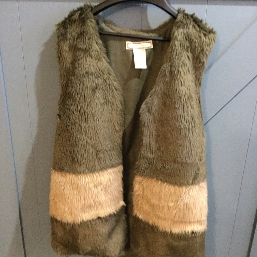Faux fur vest